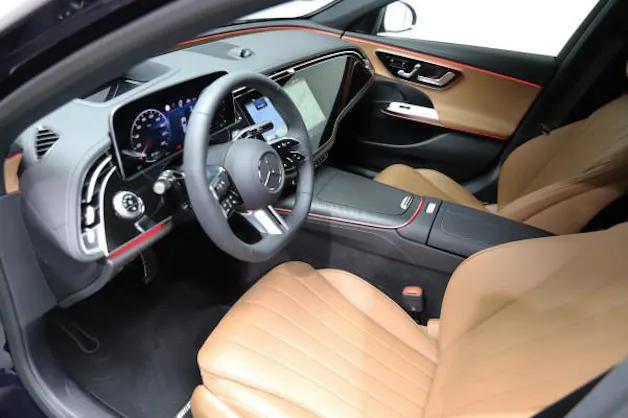 MERCEDES-BENZ E 220 d T 4M 9G-Tronic