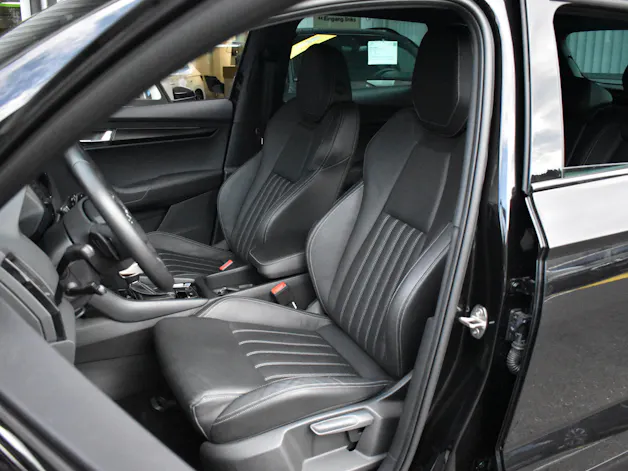 Škoda Karoq 2.0 TSI SportLine 4x4 DSG