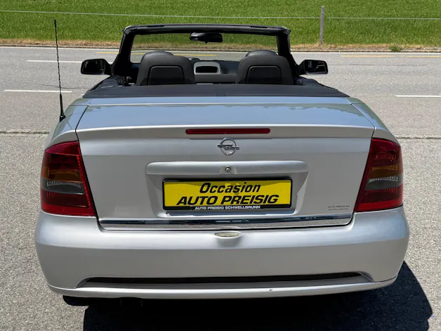 Opel Astra Cabrio 2.2i 16V Bertone Edition