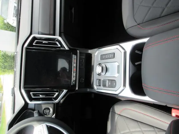 JAC T9 EV Luxury 88kWh 4x4
