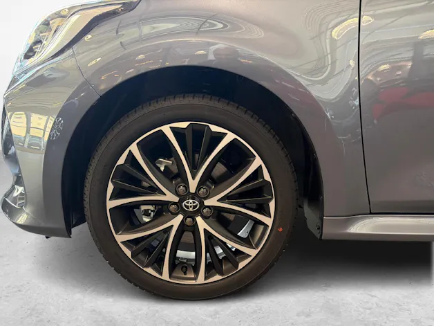Toyota Yaris 1.5 VVT-i HSD Trend