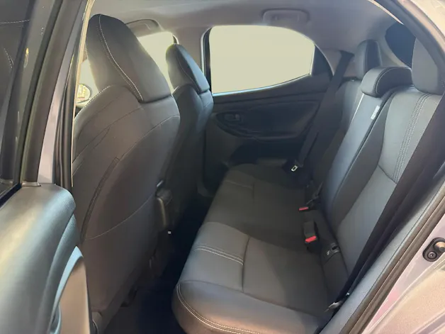 Toyota Yaris 1.5 VVT-i HSD Trend