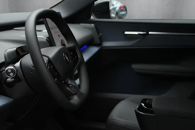 Volvo EX30 E60 69kWh Twin Plus