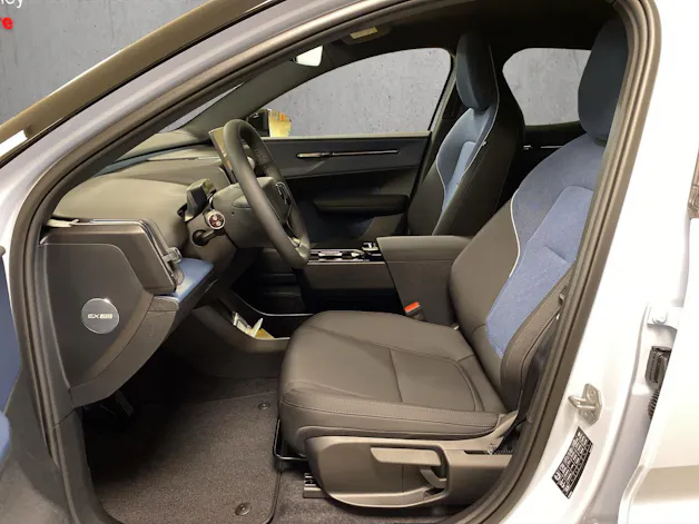 Volvo EX30 P8 69 kWh AWD Ultra