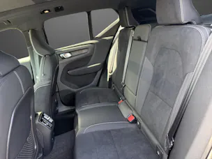 Volvo EX40 82kWh Twin Motor Performance AWD Xcentric Black Edition