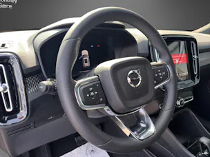 Volvo EX40 82kWh Twin Motor Performance AWD Xcentric Black Edition