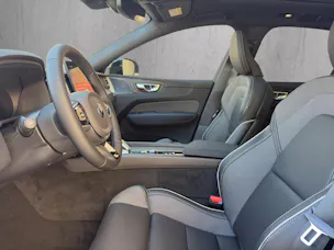 VOLVO XC60 T8 eAWD PluginHybrid Black Edition Geartronic