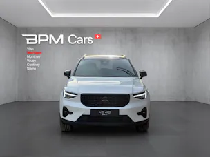 Volvo XC40 B4 Benzin Mild Hybrid Ultra Black Edition DCT