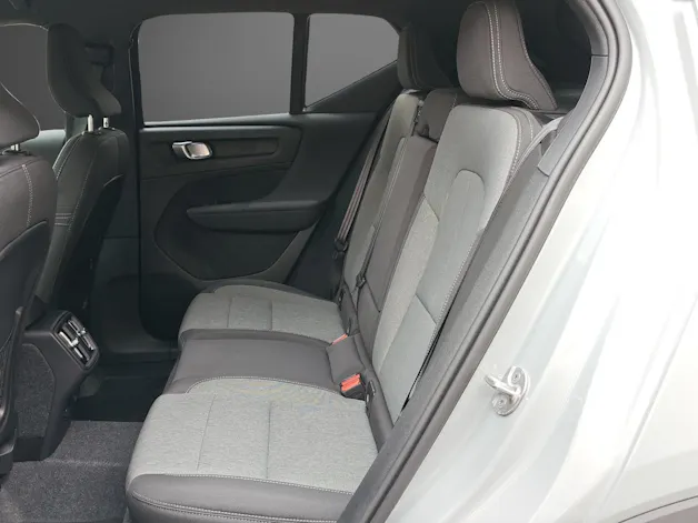 Volvo XC40 B3 Benzin Mild Hybrid Core DCT