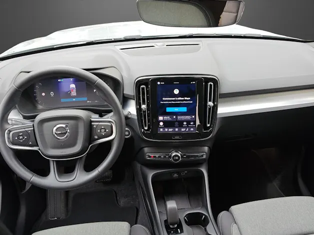 Volvo XC40 B3 Benzin Mild Hybrid Core DCT