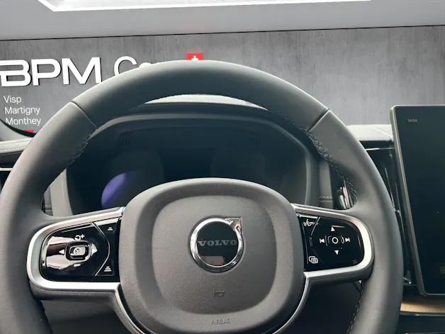 Volvo XC60 T6 eAWD PluginHybrid Ultra Dark Geartronic