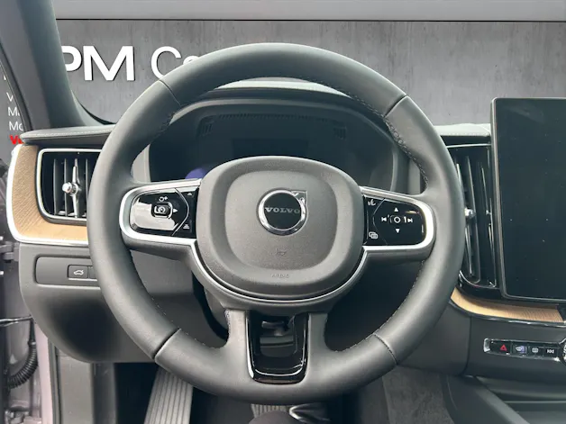 Volvo XC60 T6 eAWD PluginHybrid Ultra Dark Geartronic