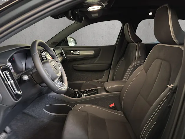 Volvo EX40 82kWh Twin Motor AWD Ultra Xcentric Edition
