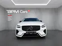 Volvo XC60 B5 Benzin Mild Hybrid AWD Ultra Dark Geartronic
