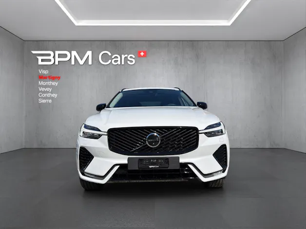 Volvo XC60 B5 Benzin Mild Hybrid AWD Ultra Dark Geartronic