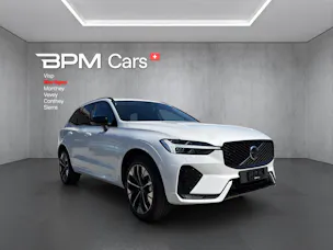 Volvo XC60 B5 Benzin Mild Hybrid AWD Ultra Dark Geartronic