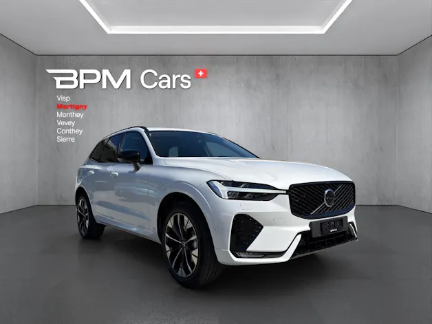 Volvo XC60 B5 Benzin Mild Hybrid AWD Ultra Dark Geartronic