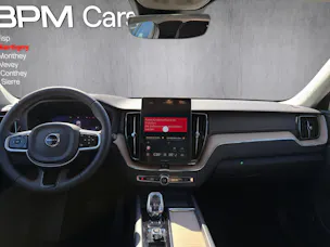 Volvo XC60 B5 Benzin Mild Hybrid AWD Ultra Dark Geartronic