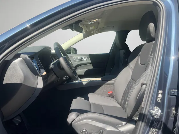 VOLVO XC60 T6 eAWD PluginHybrid Plus Dark Geartronic