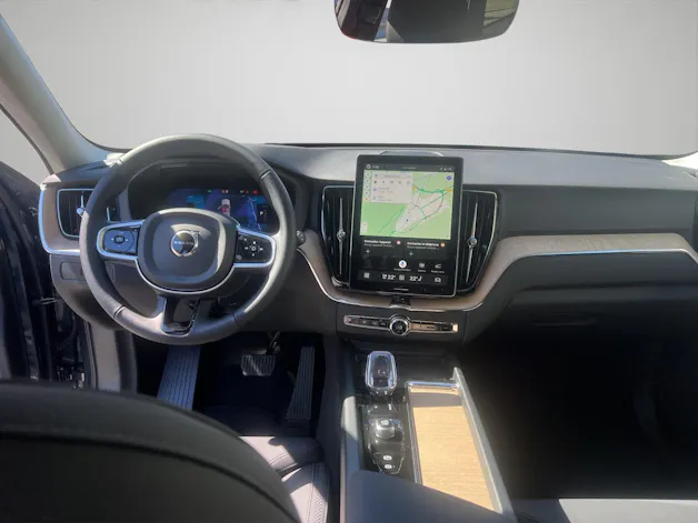 VOLVO XC60 T6 eAWD PluginHybrid Plus Dark Geartronic