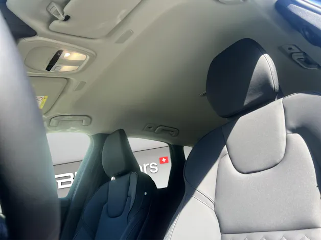 VOLVO XC60 T6 eAWD PluginHybrid Plus Dark Geartronic