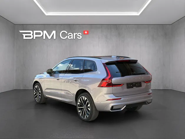 VOLVO XC60 T6 eAWD PluginHybrid Ultra Dark Geartronic