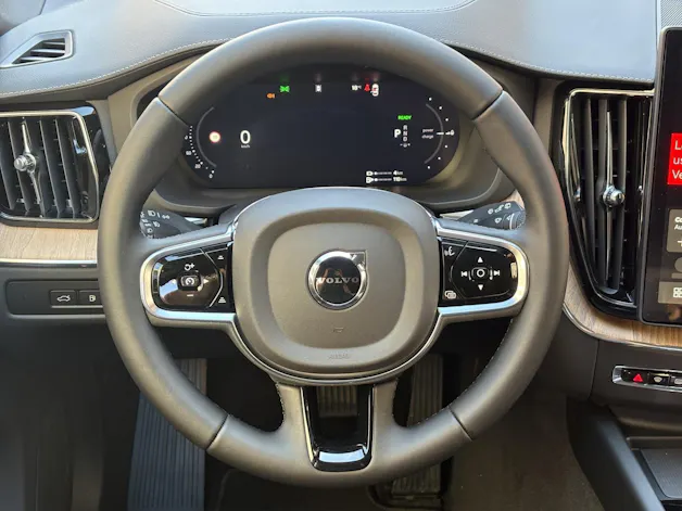 Volvo XC60 T6 eAWD PluginHybrid Ultra Dark Geartronic