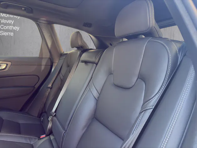 Volvo XC60 T6 eAWD PluginHybrid Ultra Dark Geartronic