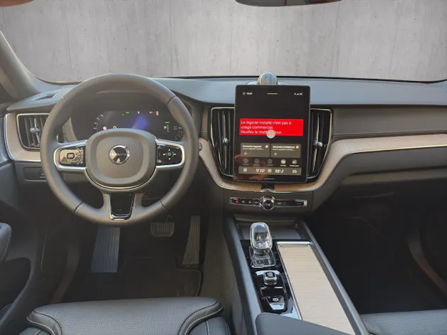 VOLVO XC60 T6 eAWD PluginHybrid Ultra Dark Geartronic