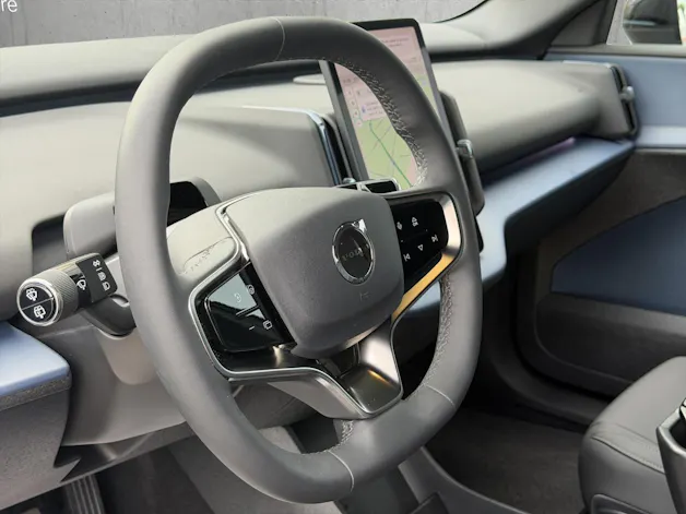 Volvo EX30 E60 69kWh Twin Plus