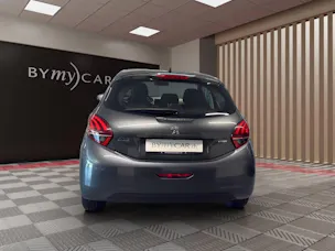 Peugeot 208 1.2 PureTech Allure EAT6