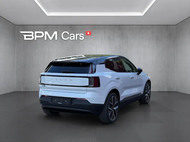 VOLVO EX30 P8 69 kWh AWD Ultra