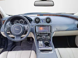 Jaguar XJ 5.0 V8 Portfolio