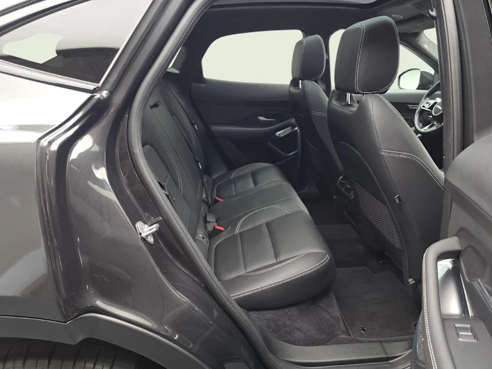 immagine del veicolo JAGUAR E-PACE