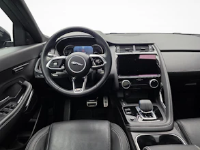 https://vehicle.imgix.net/4401032/ed4047de-98f8-4383-9a57-2b277b55aee8.jpg