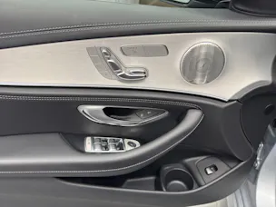 Mercedes-Benz E 220 d AMG Line 4Matic