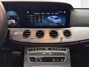 Mercedes-Benz E 220 d AMG Line 4Matic