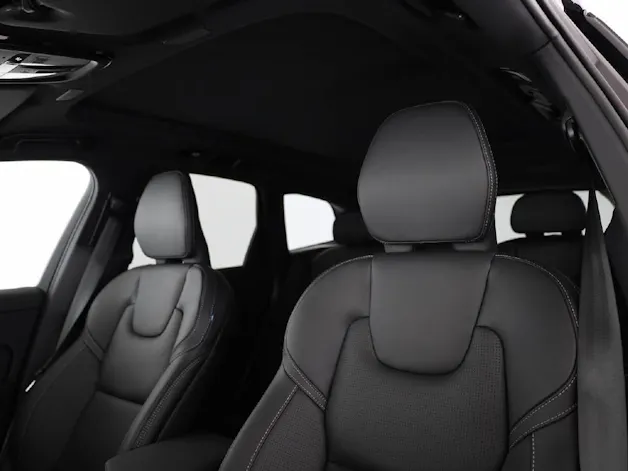 VOLVO XC60 2.0 T8 TE Ultra Dark eAWD