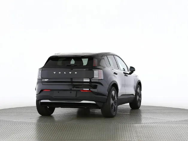 VOLVO EX30 Cross Country P8 Ultra AWD