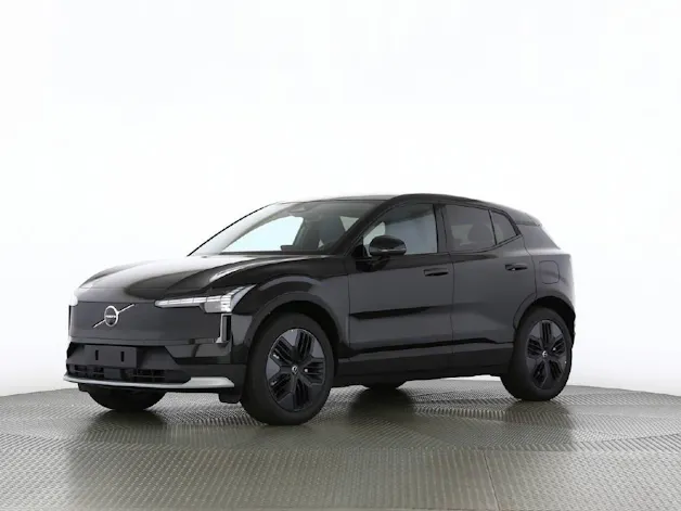VOLVO EX30 Cross Country P8 Ultra AWD