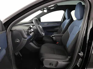 VOLVO EX30 Cross Country P8 Ultra AWD