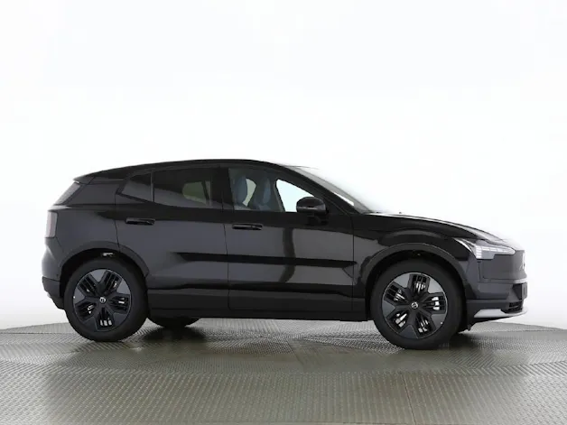 VOLVO EX30 Cross Country P8 Ultra AWD