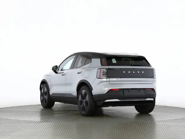 VOLVO EX30 Cross Country P8 Ultra AWD