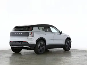 VOLVO EX30 Cross Country P8 Ultra AWD
