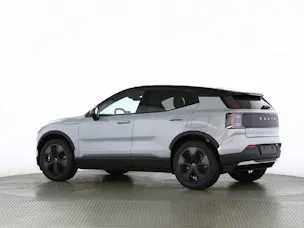 VOLVO EX30 Cross Country P8 Ultra AWD