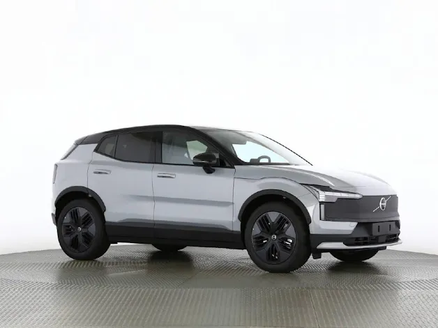 VOLVO EX30 Cross Country P8 Ultra AWD