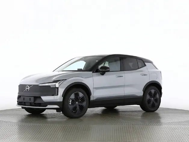 VOLVO EX30 Cross Country P8 Ultra AWD