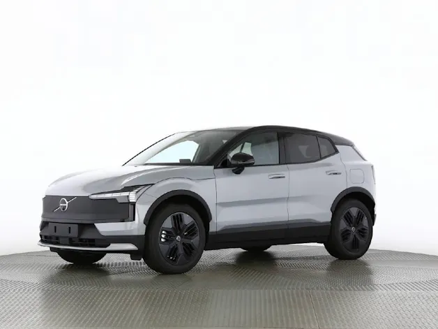 VOLVO EX30 Cross Country P8 Ultra AWD