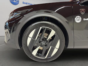 https://vehicle.imgix.net/4401073/dada6321-d34b-4b31-a0db-8e82655e2c70.jpg