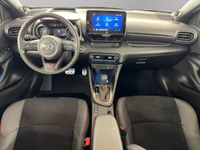 https://vehicle.imgix.net/4401080/ed545286-3d4d-4f67-8fb5-d2e30724e5ac.jpg